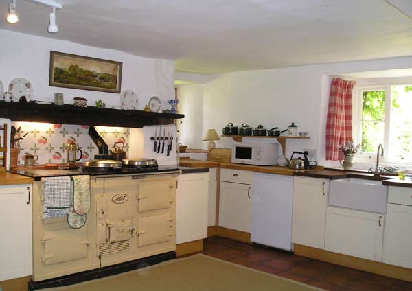 Lovely Farmhouse Kitchen